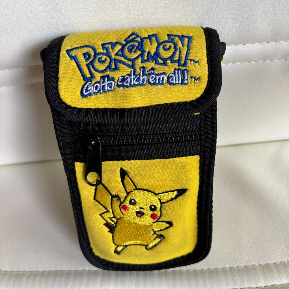 Vintage Pokemon' Pikachu Game Boy Travel Carrying Case Game Pouch Yellow Bag